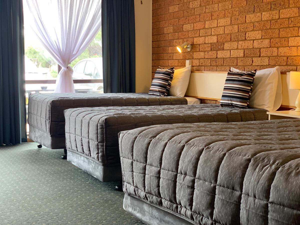 Newell Motor Inn Narrandera Ngoại thất bức ảnh